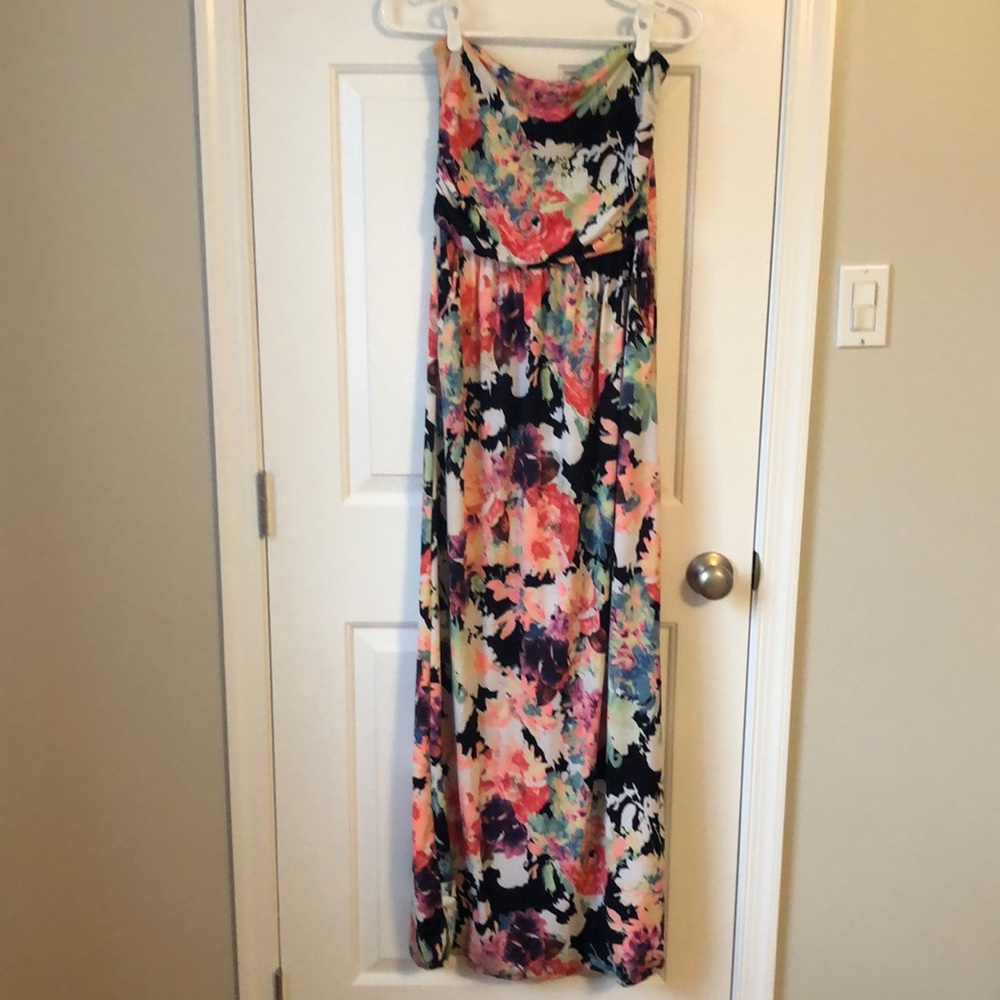 Pink Lily maxi- strapless